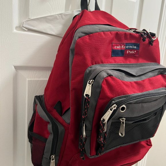 California Pak Carry On Multi Compartments Red /Black Backpack. - Picture 3 of 12